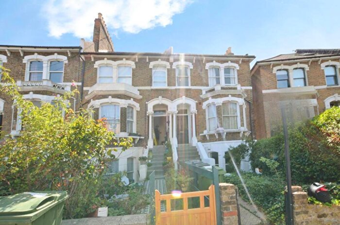1 Bedroom Apartment For Sale In Breakspears Road, London, SE4