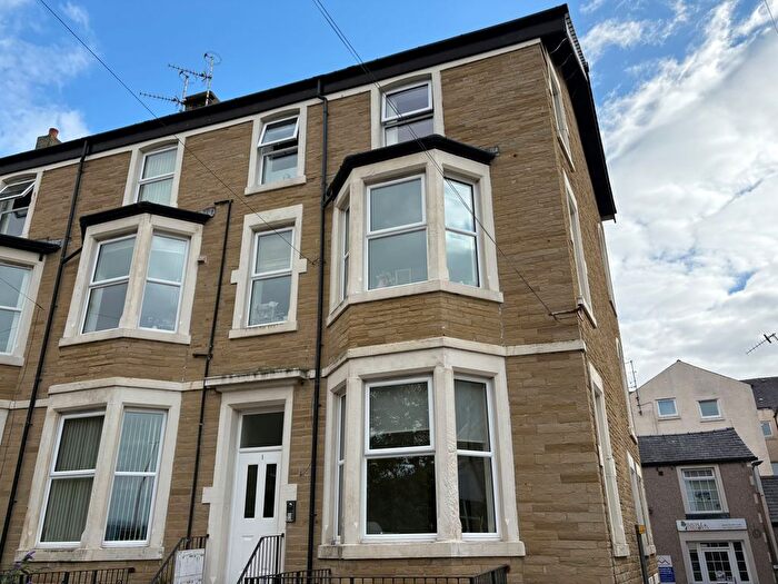 2 Bedroom Flat To Rent In Highfield Crescent, Morecambe, LA4