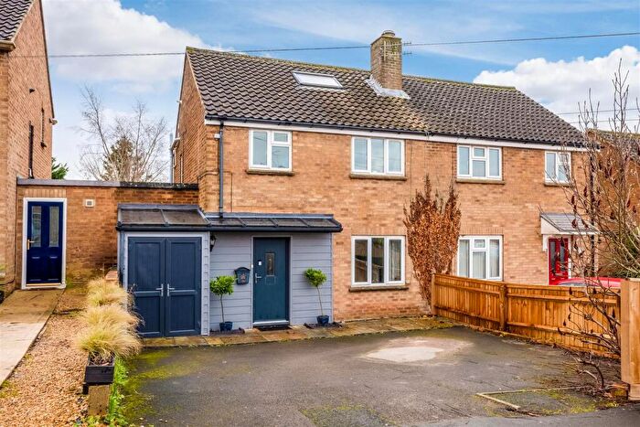 House For Sale In Hill Close, Chipping Norton, OX7