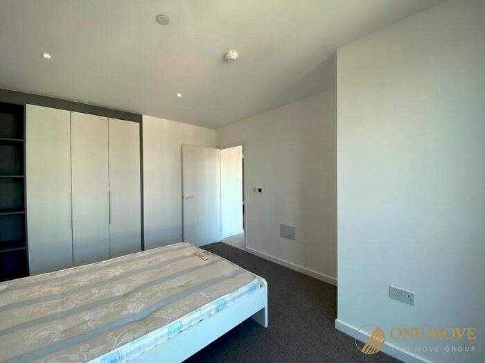 1 Bedroom Flat To Rent In Georgette Apartments, The Silk District, E1