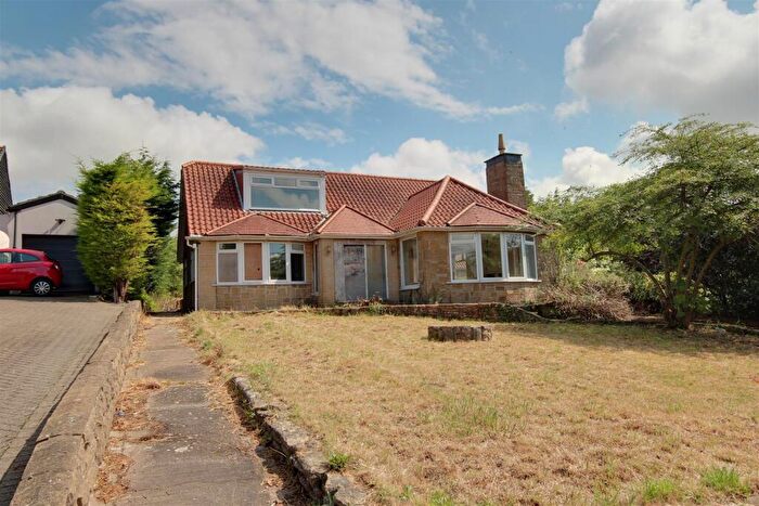 4 Bedroom Detached Bungalow For Sale In Temple Close, Welton, HU15