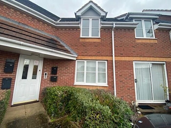 2 Bedroom Flat To Rent In Warren House Court, Sutton Coldfield, West Midlands, B76