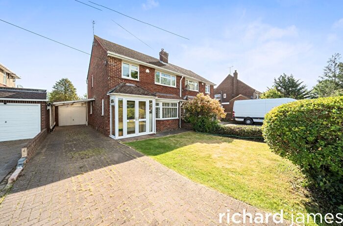 3 Bedroom Semi-Detached House For Sale In Eastern Avenue, Old Walcot, Swindon, SN3