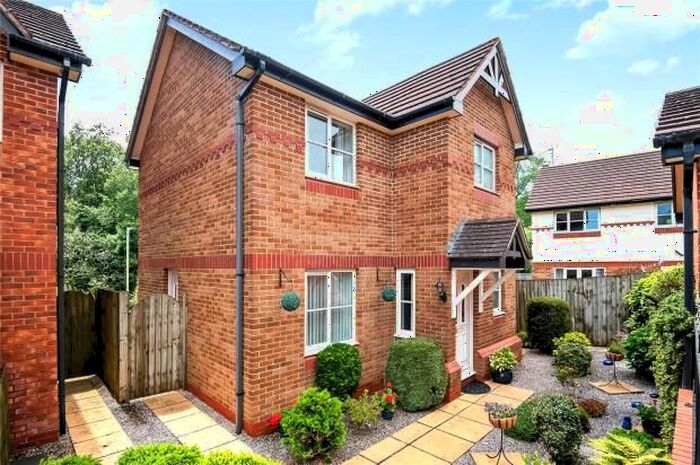 3 Bedroom Detached House For Sale In Port Mer Close, Exmouth, Devon, EX8