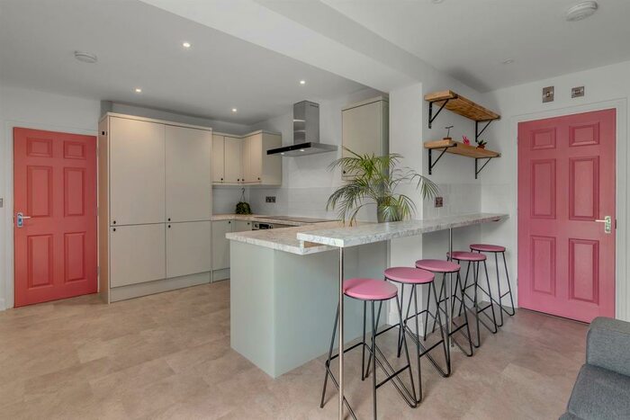 6 Bedroom House To Rent In Sotherton Road, Norwich, NR4