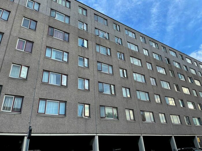 2 Bedroom Flat To Rent In Flat, Martlesham, Adams Road, London, N17