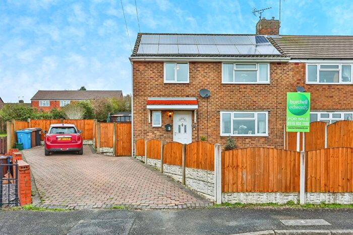 3 Bedroom Semi Detached House For Sale In Macdonald Square, Ilkeston, DE7