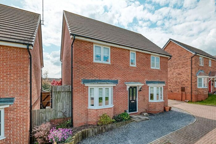 4 Bedroom Detached House For Sale In Burrington Close, Redditch, B97
