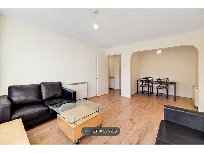 1 Bedroom Flat To Rent In Angelica Drive, London, E6