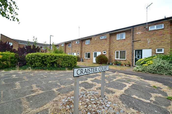3 Bedroom Terraced House To Rent In Craister Court, Arbury, Cambridge, CB4