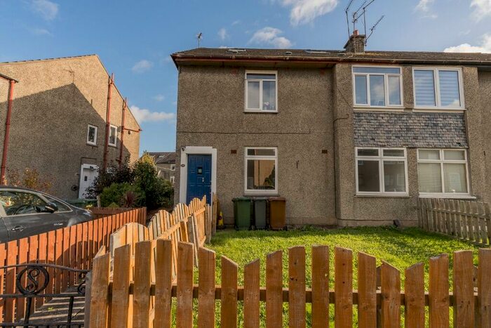 3 Bedroom Maisonette To Rent In Broomfield Crescent, Edinburgh, EH12