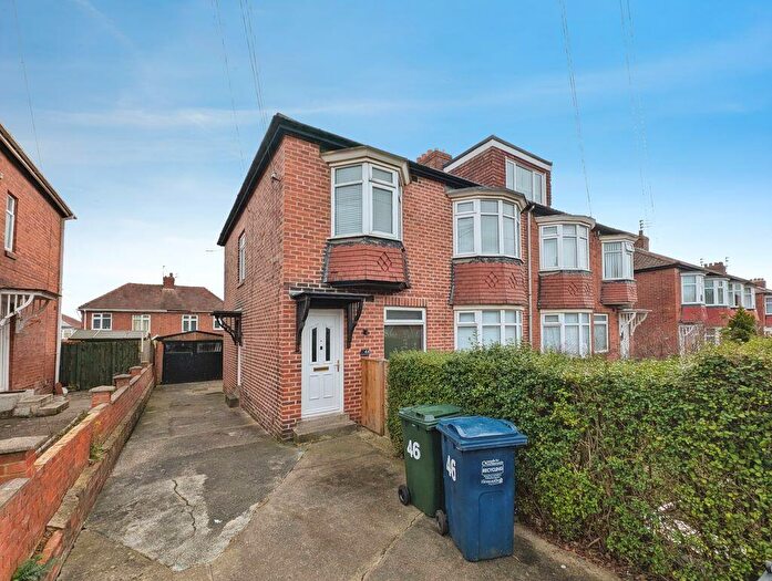 3 Bedroom Flat To Rent In Greywood Avenue, Newcastle Upon Tyne, NE4