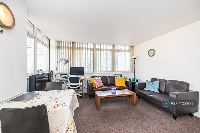 1 Bedroom Flat To Rent In Cassilis Road, London, E14