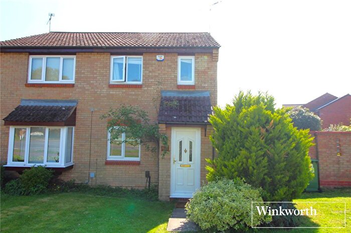 2 Bedroom Semi-Detached House For Sale In Studio Way, Borehamwood, Hertfordshire, WD6