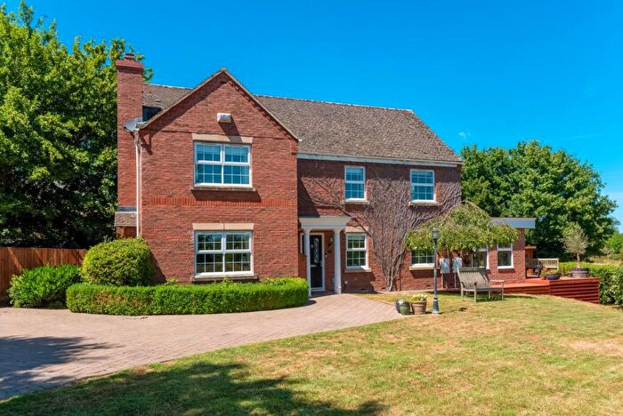 5 Bedroom Detached House For Sale In The Burrows, Newbold On Stour, CV37