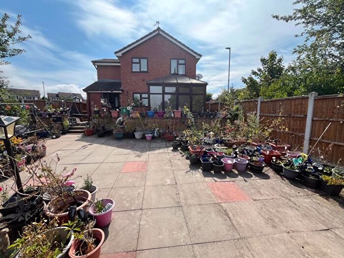 4 Bedroom Detached House For Sale In Tutbury Avenue, Wolverhampton, WV6