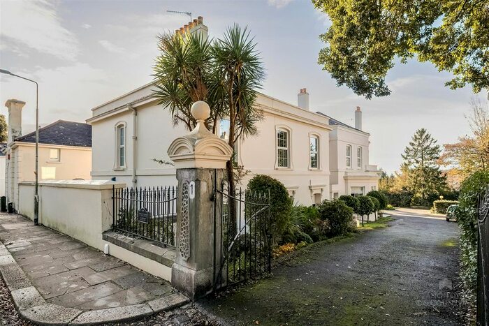 2 Bedroom Flat To Rent In Edgcumbe Court, Osborne Road, Plymouth, PL3