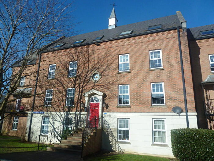 2 Bedroom Apartment To Rent In Victoria Place, Banbury, OX16