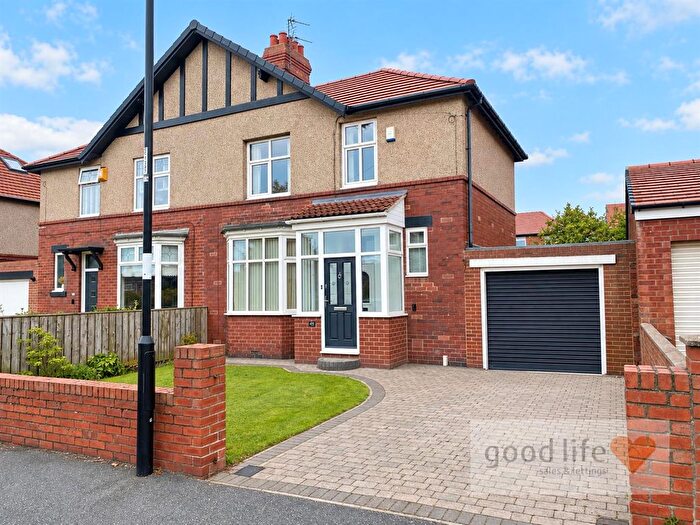 3 Bedroom Semi-Detached House For Sale In Hunter Terrace, Grangetown, Sunderland, SR2