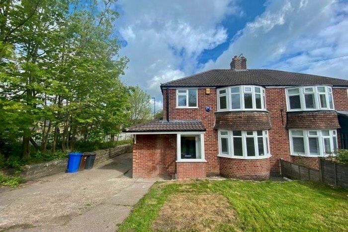 3 Bedroom Semi-Detached House To Rent In Milldale Road, Sheffield, S17