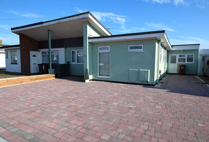 3 Bedroom Bungalow For Sale In The Boulevard, Pevensey Bay, BN24