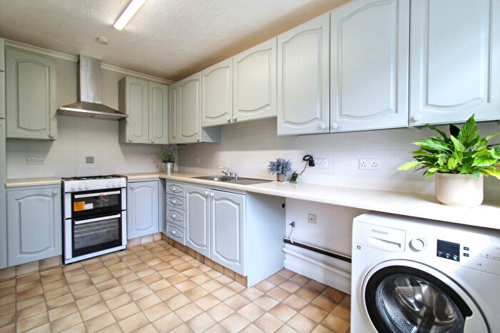 2 Bedroom Bungalow To Rent In Rowledge, Farnham, Surrey, GU10