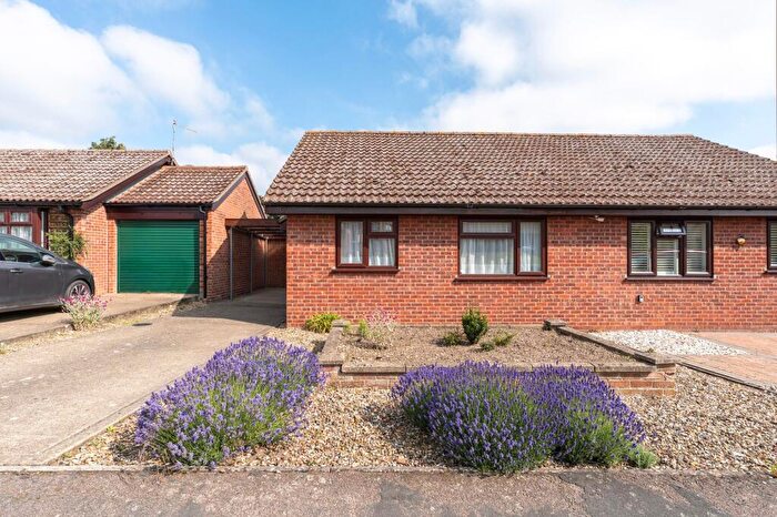 2 Bedroom Semi-Detached Bungalow For Sale In Wheatfields, Rickinghall, IP22