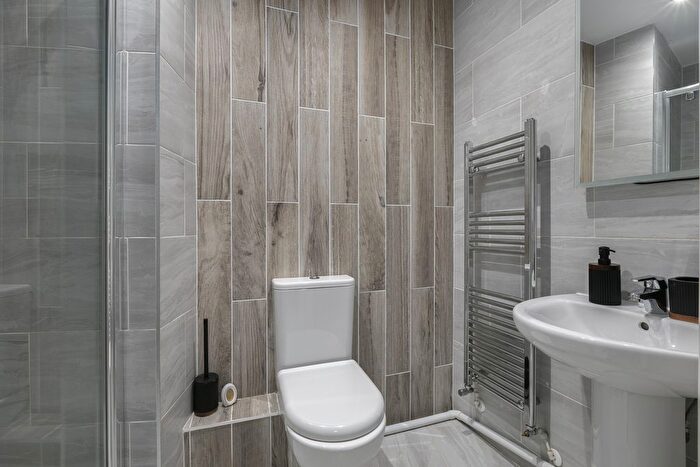 2 Bedroom Flat To Rent In Albion Street, Birmingham, West Midlands, B1