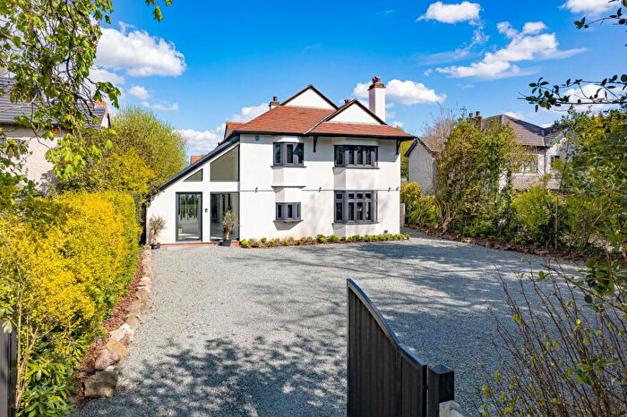 5 Bedroom Detached House For Sale In Brooklands Road, Sale, M33