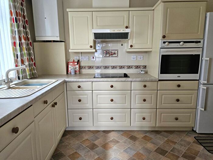 1 Bedroom Retirement Property For Sale In Lindsay Road, Poole, BH13