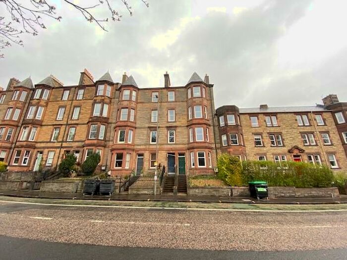3 Bedroom Flat To Rent In Dalkeith Road, Newington, Edinburgh, EH16