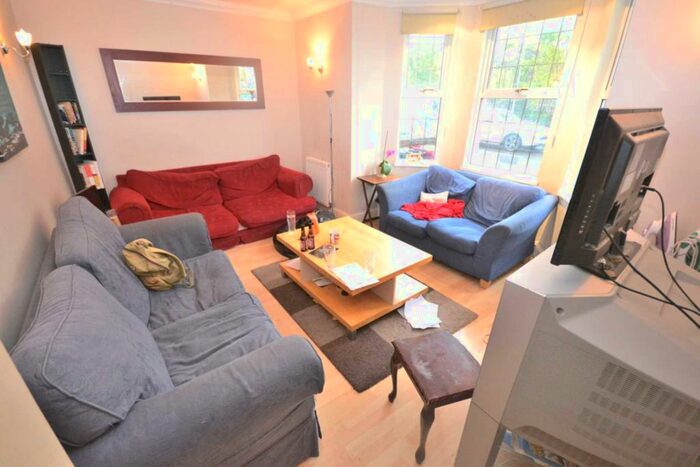 8 Bedroom Terraced House To Rent In London Road, Reading, Berkshire, RG1