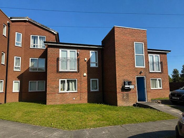 2 Bedroom Apartment For Sale In Britonside Avenue, Liverpool, Merseyside, L32