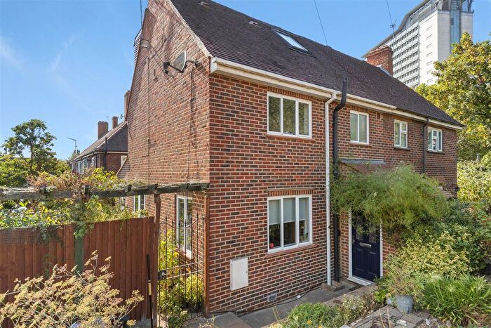 3 Bedroom Semi-Detached House For Sale In Robin Grove, Brentford, TW8