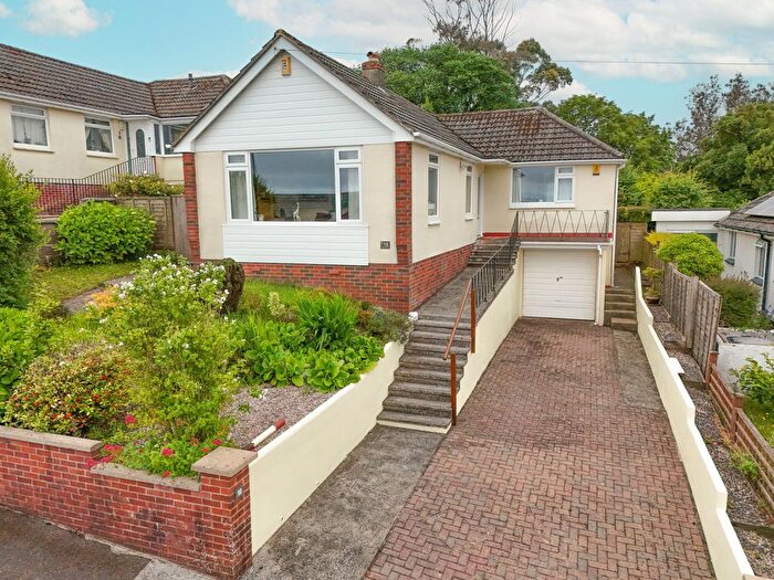 3 Bedroom Bungalow For Sale In Leyburn Grove, Paignton, TQ4