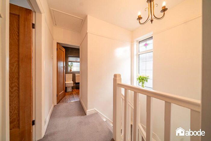 3 Bedroom Semi-Detached House For Sale In Wyndale Close, Mossley Hill, Liverpool, L18