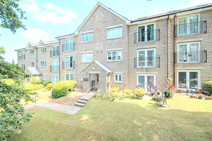2 Bedroom Apartment For Sale In Flat, Richardshaw Lane, Pudsey, Leeds, West Yorkshire, LS28