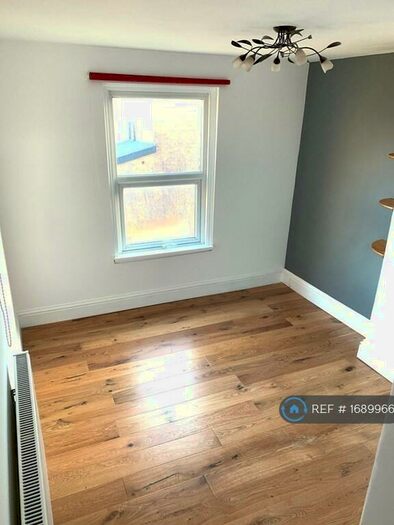 2 Bedroom Flat To Rent In Archway Rd, London, N6