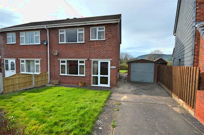 3 Bedroom Semi-Detached House For Sale In Llys Rhufain, Caersws, Powys, SY17
