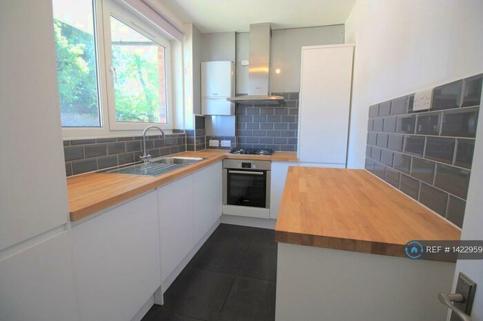 1 Bedroom Flat To Rent In Balham, London, SW12