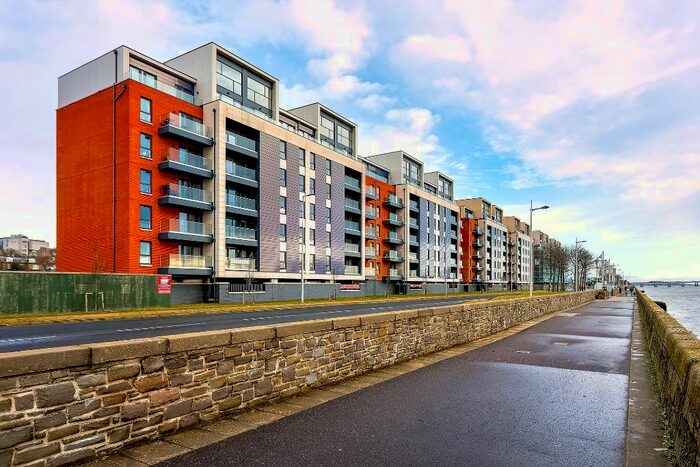 2 Bedroom Flat To Rent In Riverside Drive, Dundee, DD1