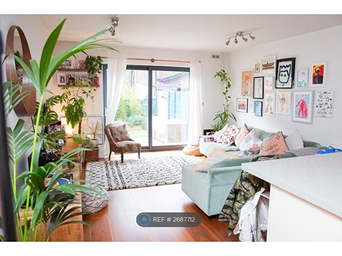 1 Bedroom Flat To Rent In Harefield Mews, London, SE4