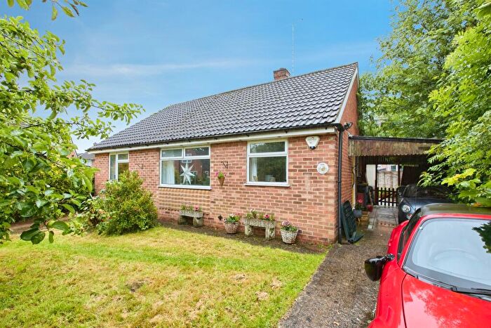 3 Bedroom Detached Bungalow For Sale In The Lawns, Rolleston-On-Dove, Burton-On-Trent, DE13