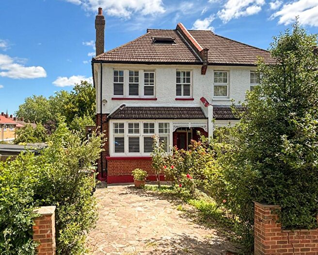 5 Bedroom Semi-Detached House For Sale In Sydenham Park Road, Sydenham, SE26