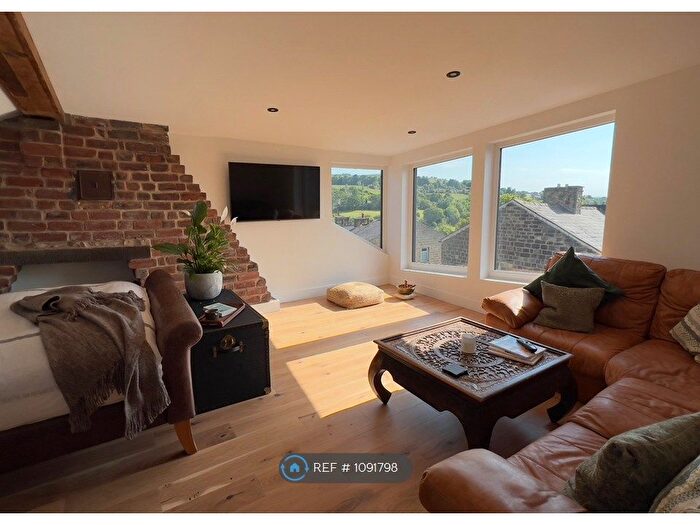 3 Bedroom Terraced House To Rent In Midgley St, Colne, BB8