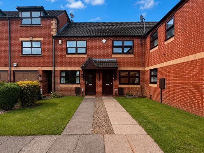 2 Bedroom Terraced House For Sale In Ferndale Mews, Coleshill, Birmingham, B46