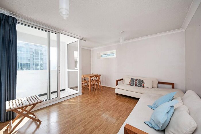 1 Bedroom Flat To Rent In Petticoat Square, City, London, E1
