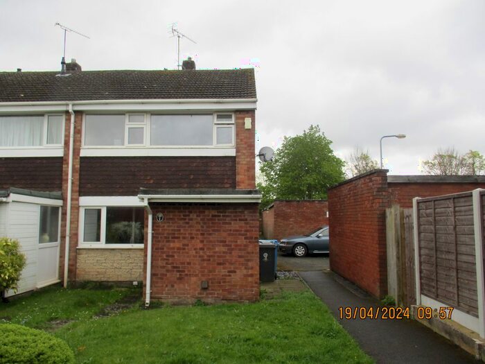 3 Bedroom End Of Terrace House To Rent In Lime Walk, Penkridge, ST19