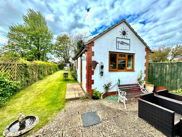 1 Bedroom Property To Rent In Cowley Road, Littlemore, Oxford, OX4
