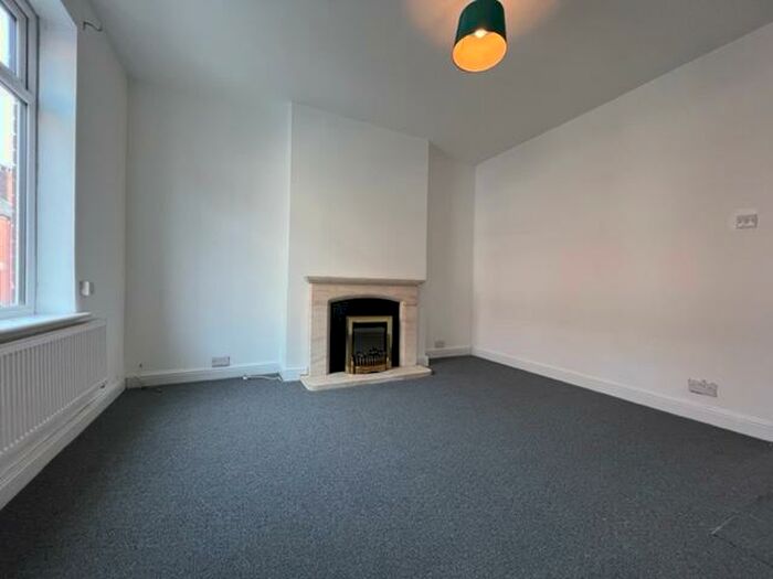 2 Bedroom House To Rent In Lorna Road, Mexborough, S64